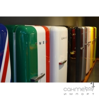Холодильник однодверный соло, 60 см, Smeg 50s Retro Style (А++) FAB28RIT1 итал. флаг, петли справа