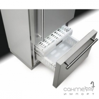 Холодильник комбінований соло, 70 см, No Frost Smeg CLASSICA RF376RSIX нерж.сталь, петлі справа